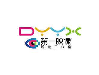 秦曉東的logo設計